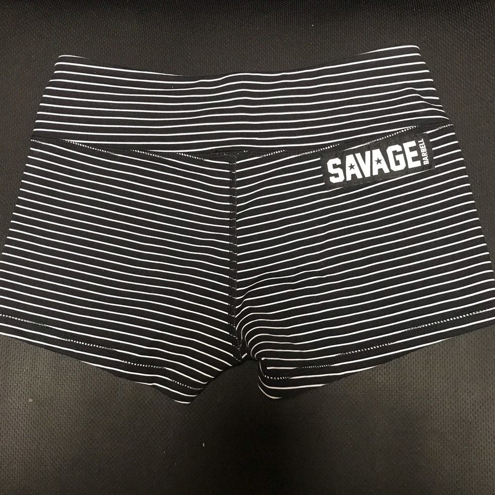 Gently used Savage Barbell Jailhouse booty shorts Sz small. Worn 3-4 times max.